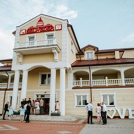Belweder Aparthotel Porosły Eksteriør bilde
